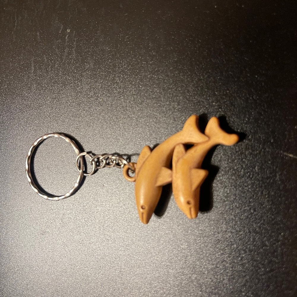 Dolphin Keychain Keyring - Picture 2 of 3